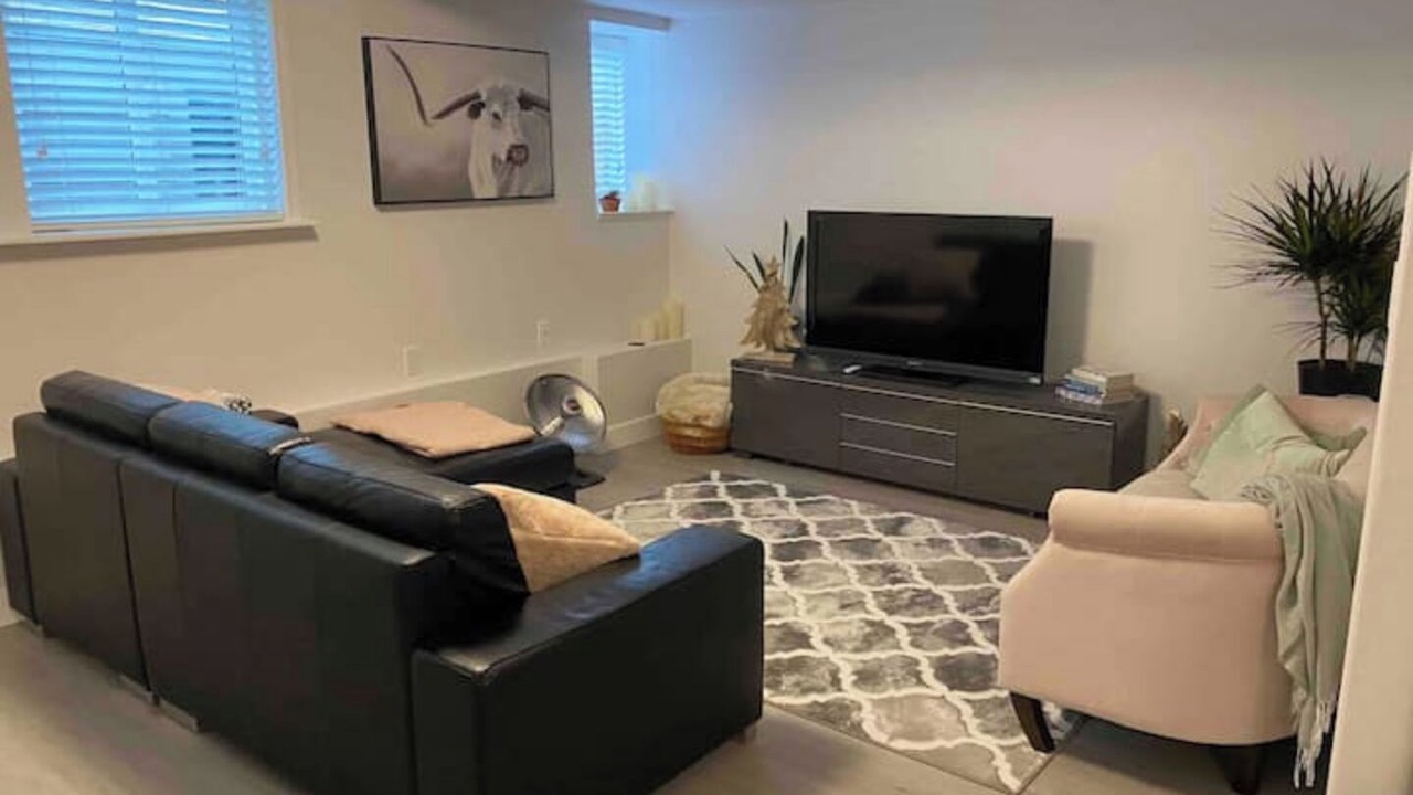 Photo of Livingroom in Langley