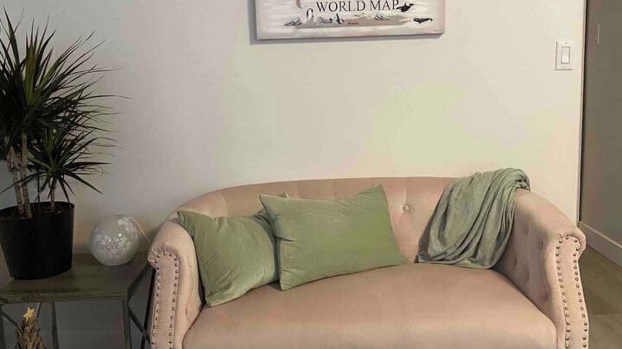 Photo of Livingroom in Langley