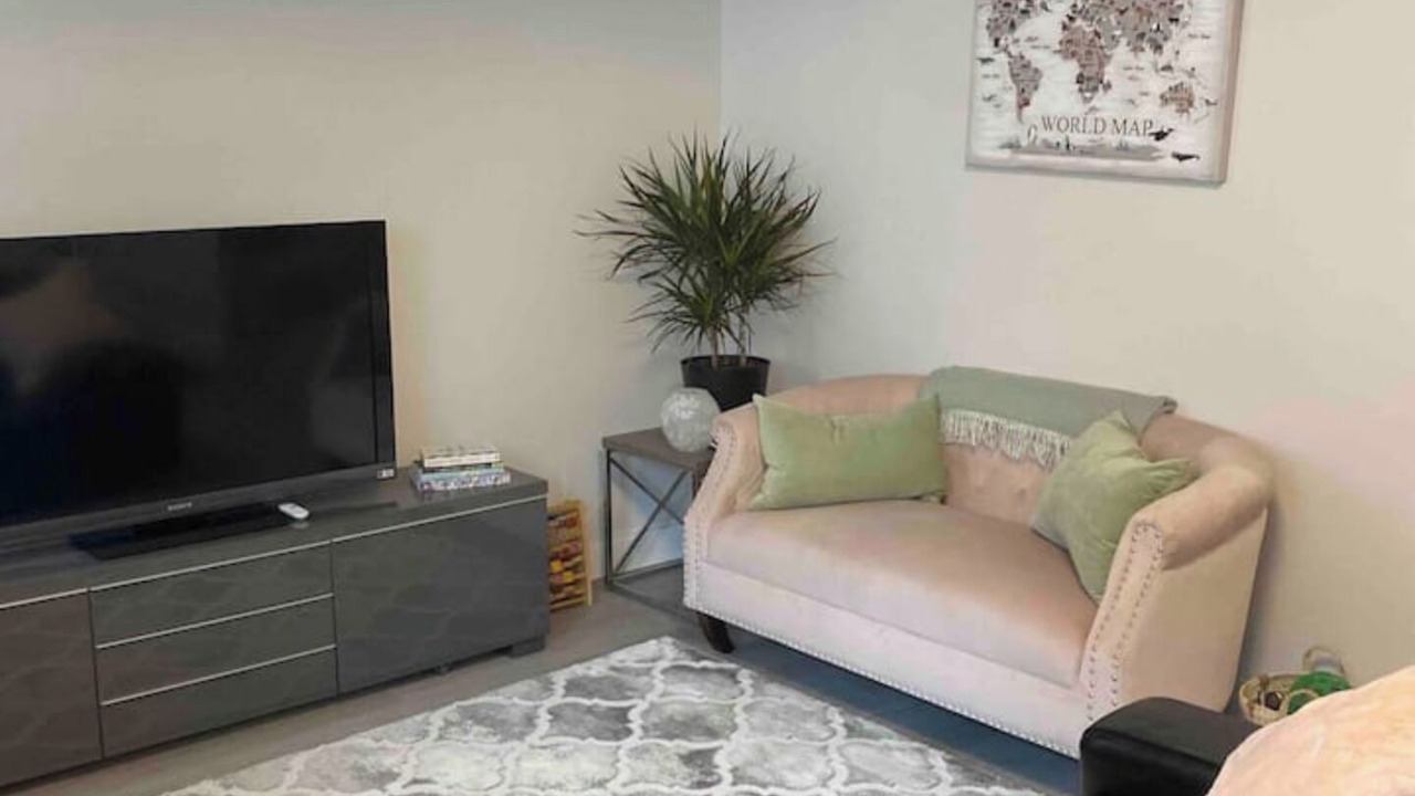 Photo of Livingroom in Langley