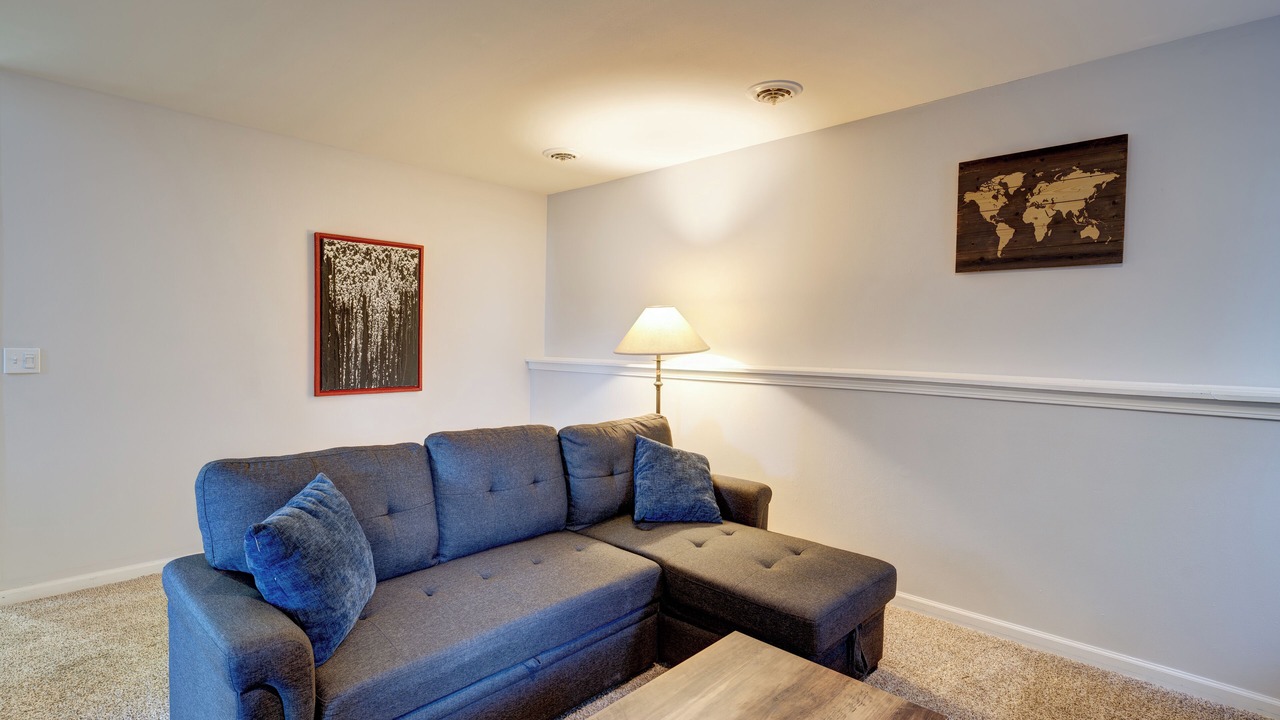 Photo of Livingroom in Village of Cottage Grove