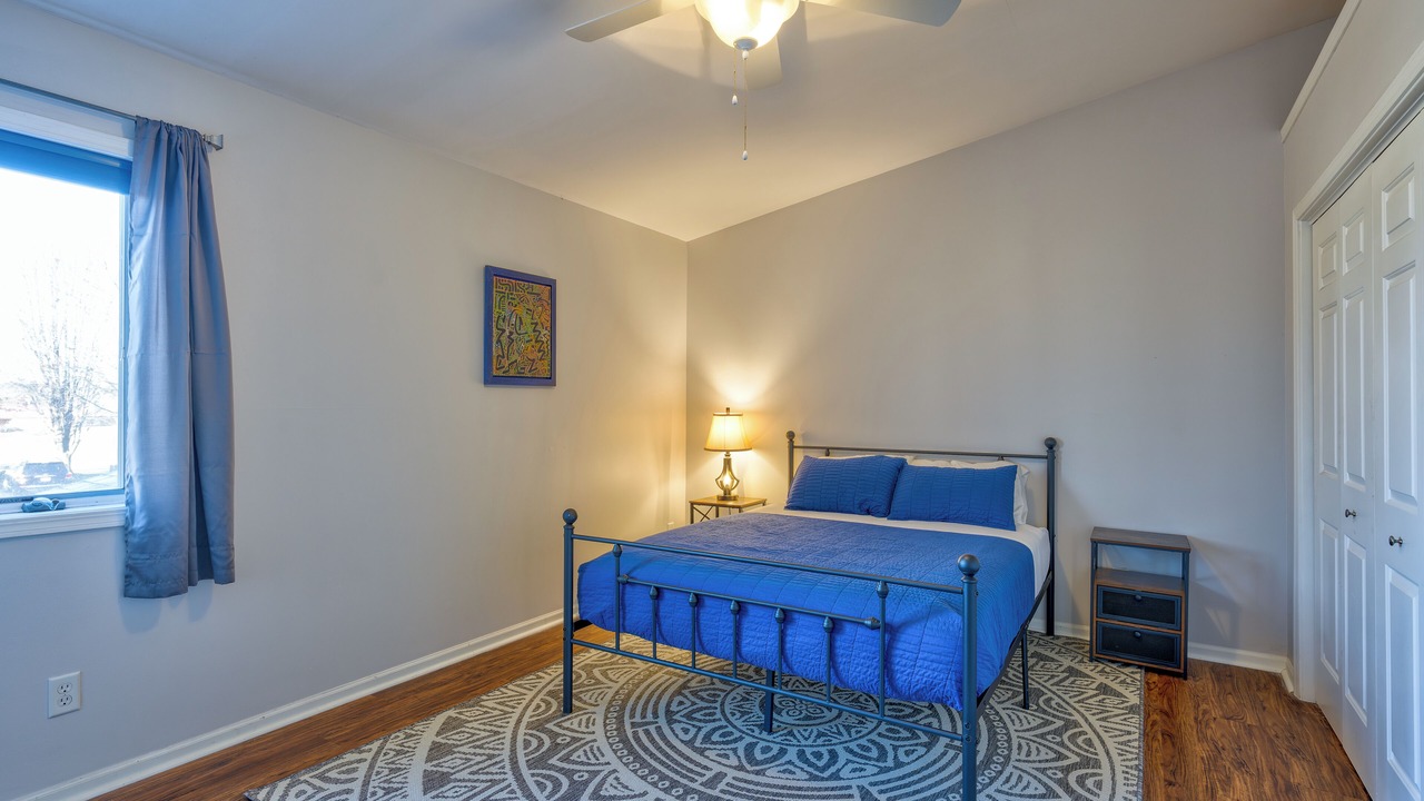 Photo of Bedroom in Village of Cottage Grove
