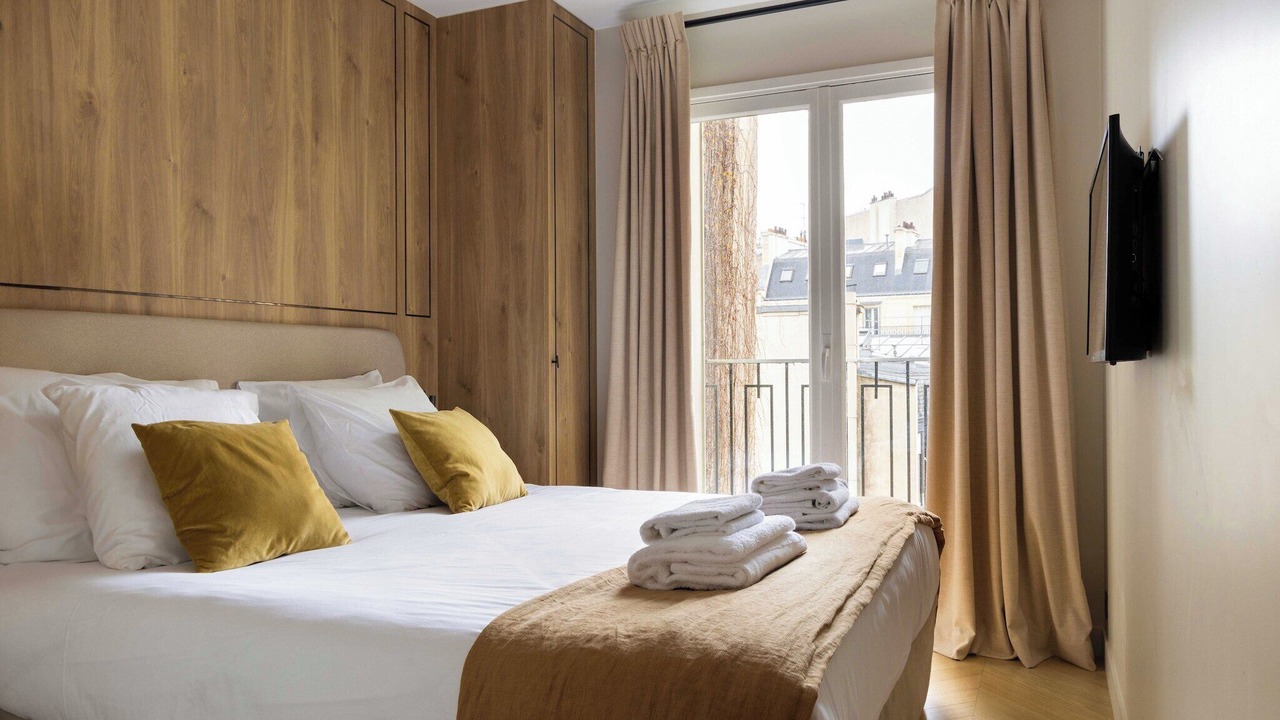 Photo of Bedroom in Chaillot