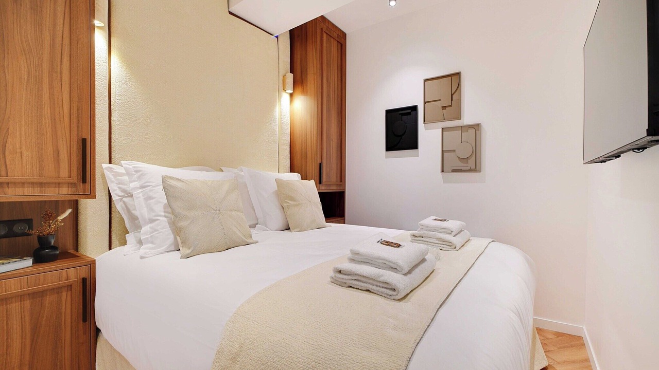 Photo of Bedroom in Sorbonne