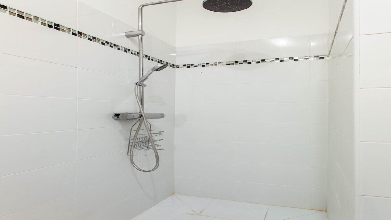 Photo of Bathroom in Montrouge