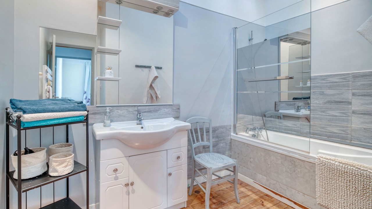 Photo of Bathroom in Revel