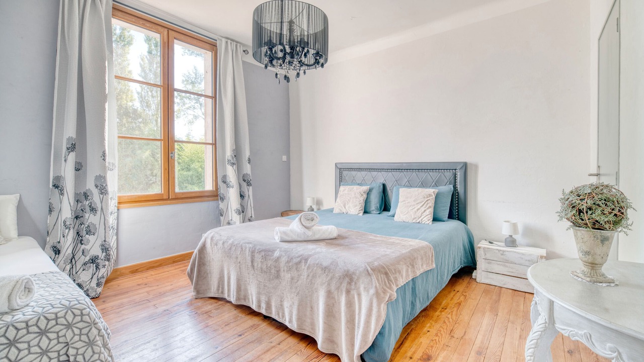 Photo of Bedroom in Revel