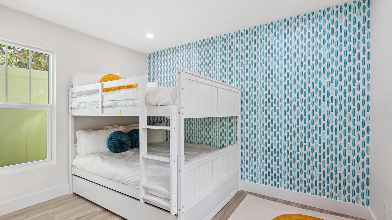 Photo of Bedroom in Laurel Park