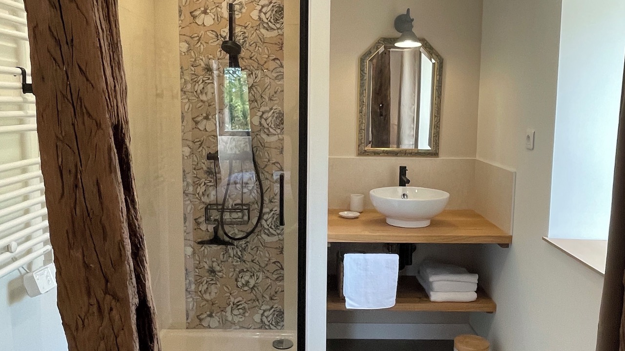 Photo of Bathroom in Saint-Felix-Lauragais