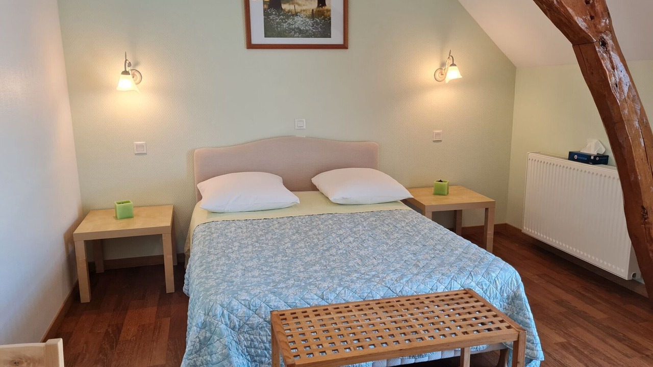 Photo of Bedroom in Cravant