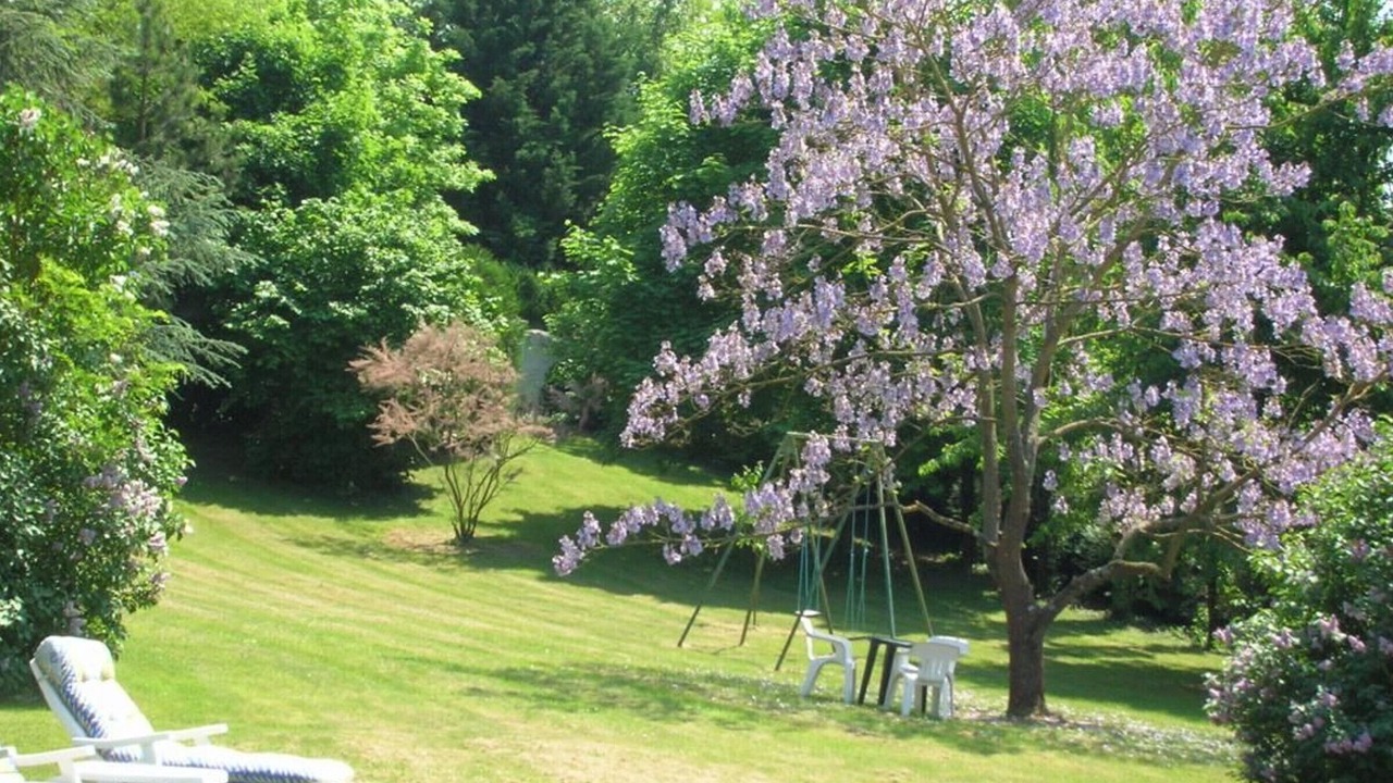 Photo of Outdoor in Tavers