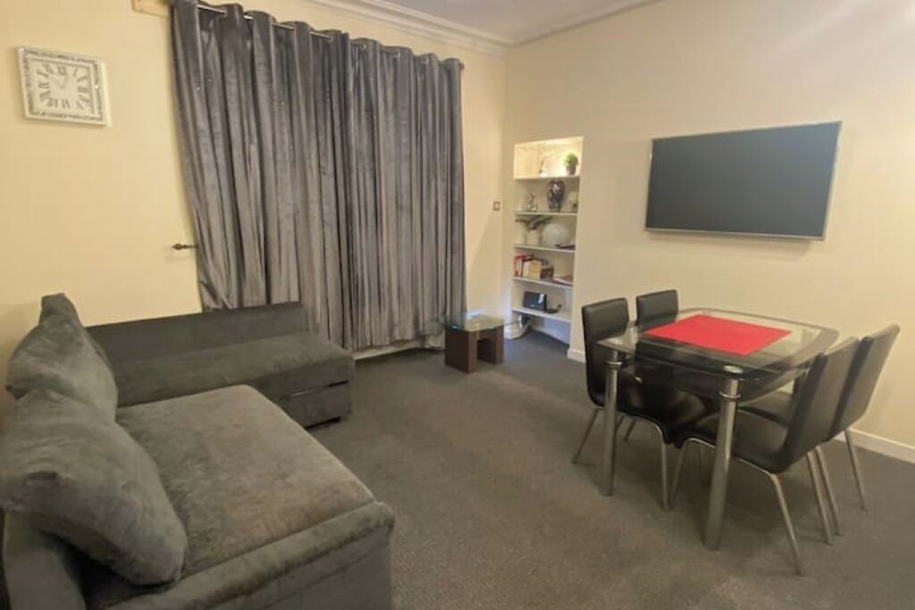 Photo of Livingroom in Dunfermline