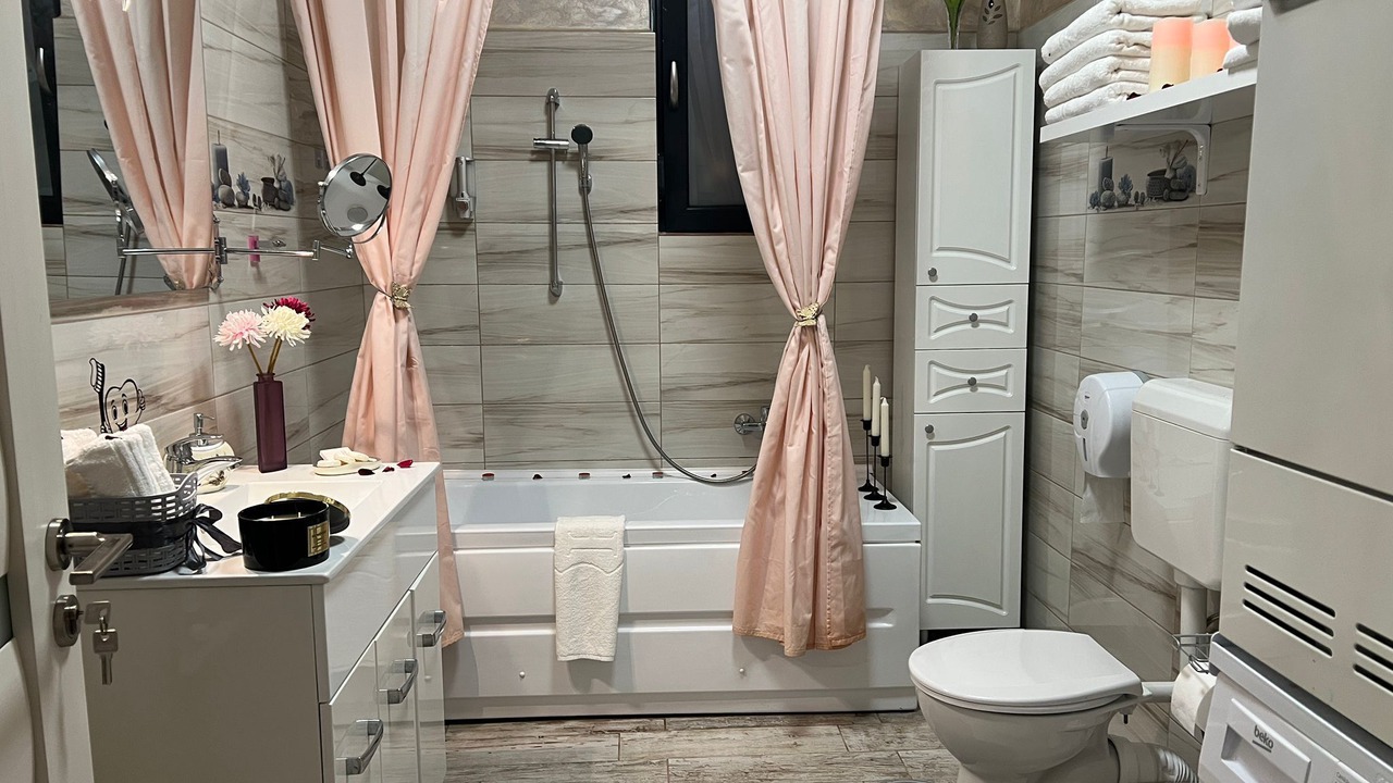 Photo of Bathroom in Vanatori