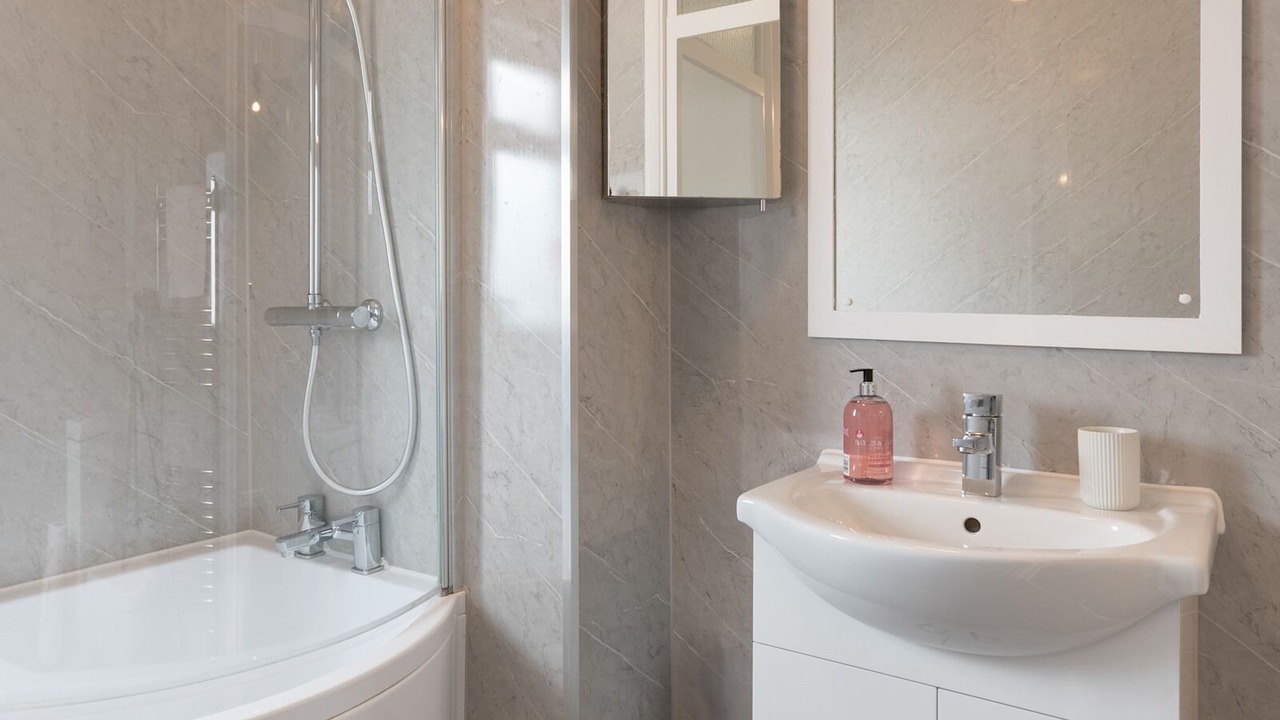 Photo of Bathroom in Leigh-on-Sea