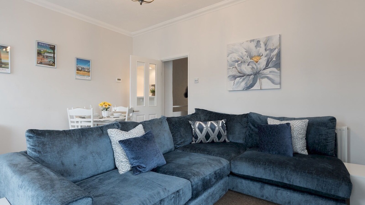 Photo of Livingroom in Leigh-on-Sea