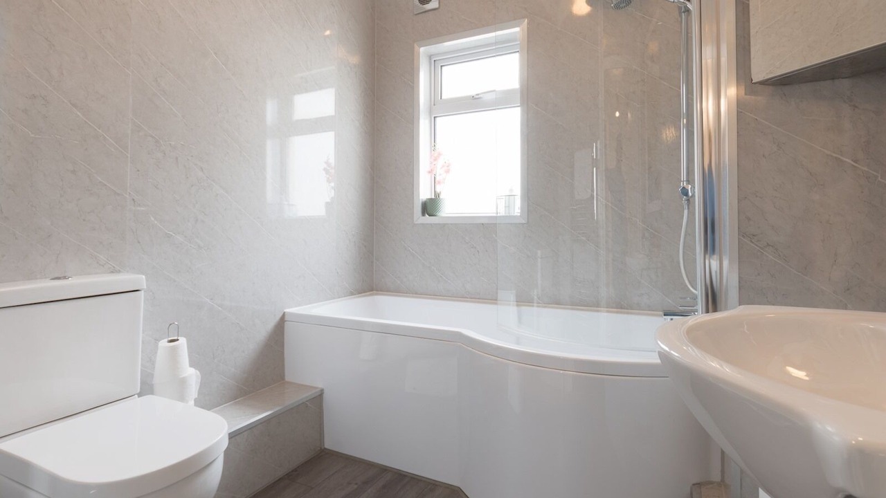 Photo of Bathroom in Leigh-on-Sea