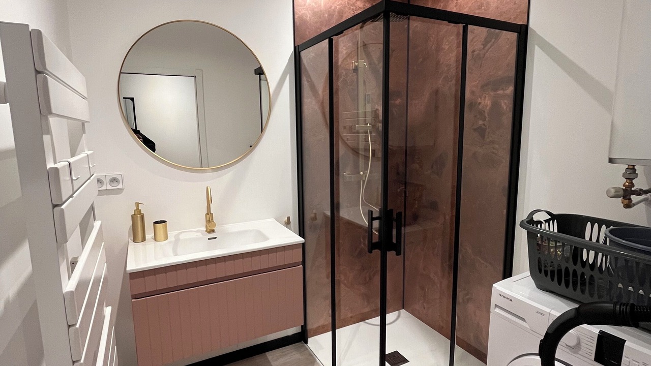 Photo of Bathroom in Avranches