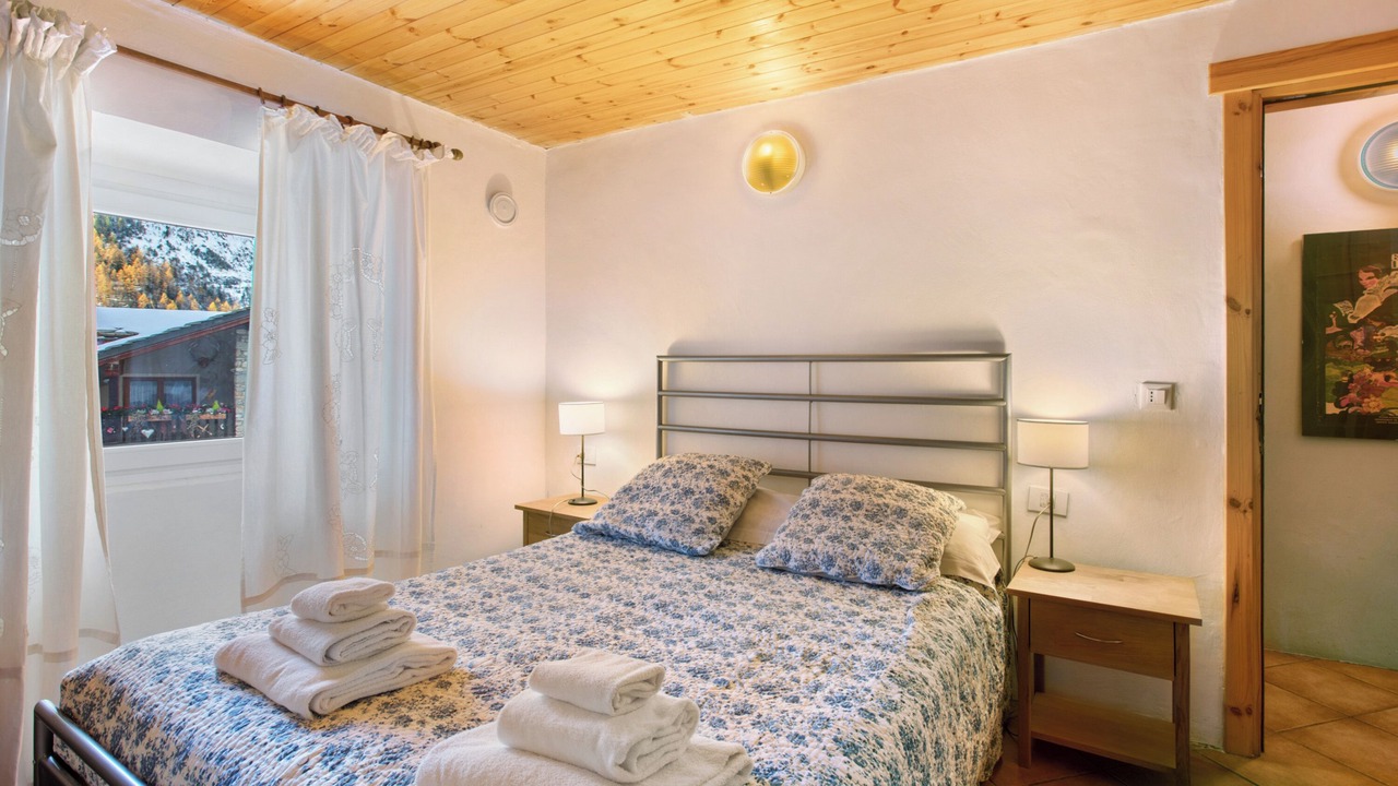 Photo of Bedroom in Entreves