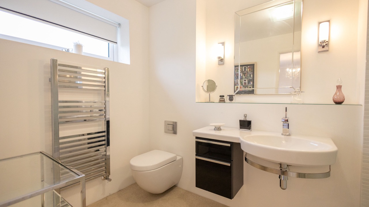 Photo of Bathroom in Friars Cliff