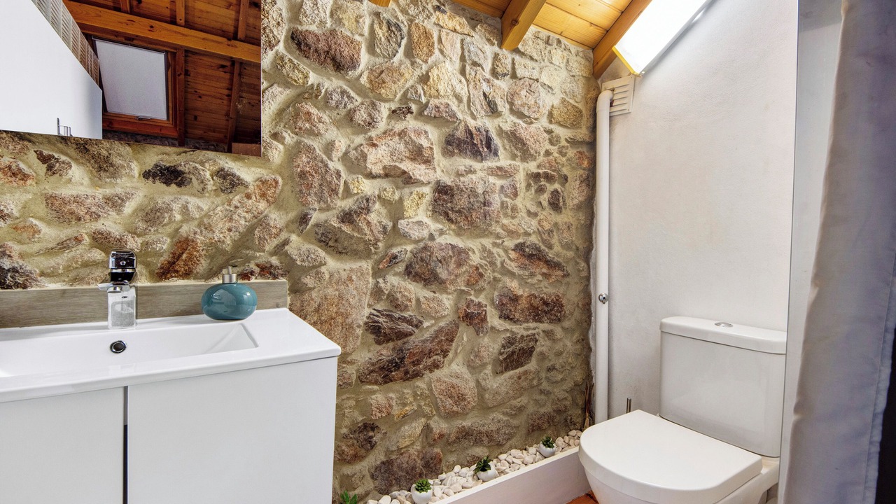 Photo of Bathroom in Pessegueiro do Vouga