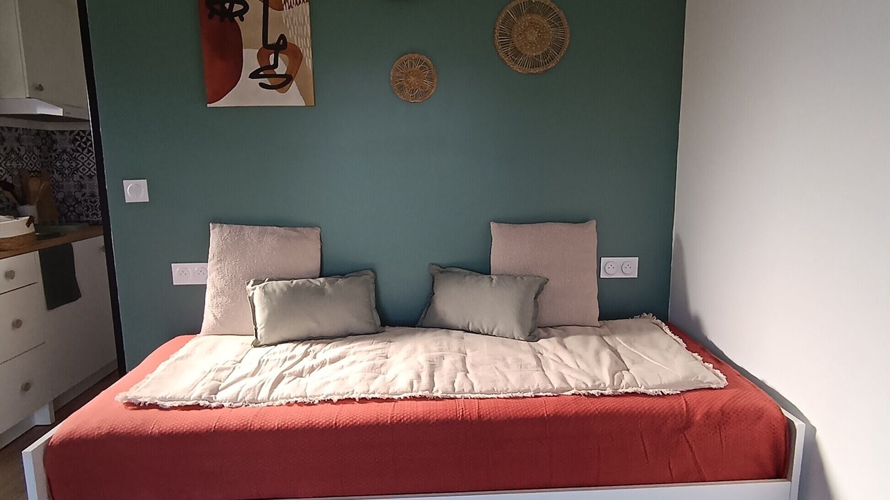 Photo of Bedroom in Saint-Genes-De-Fronsac