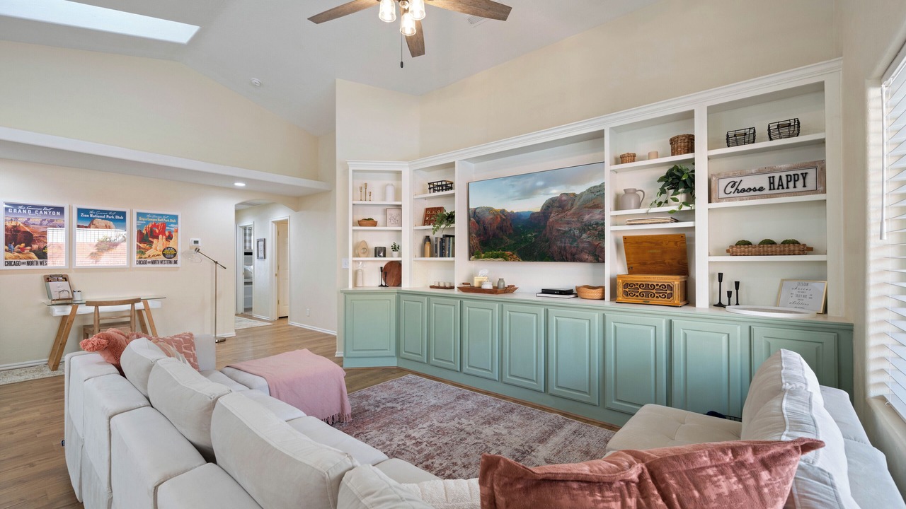 Photo of Livingroom in Ivins