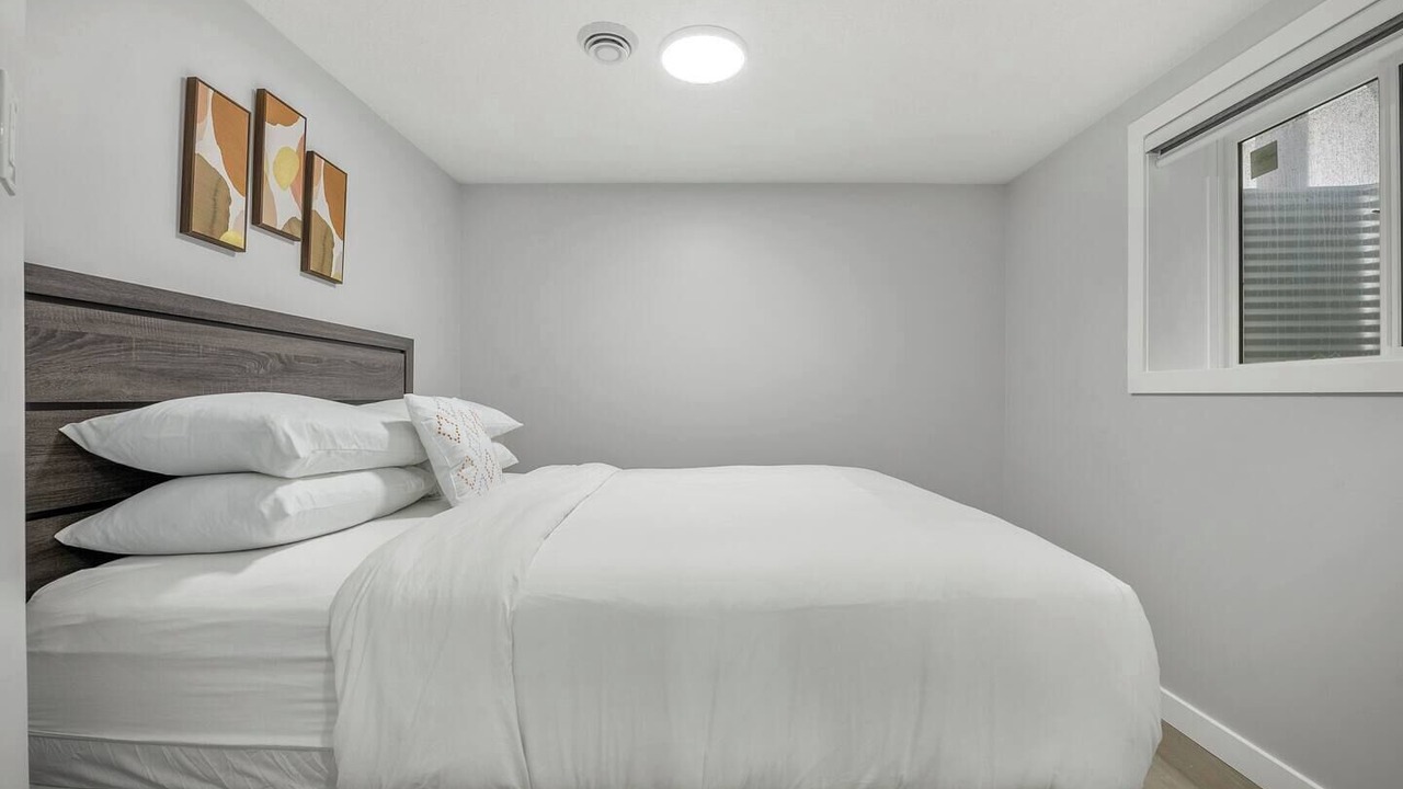 Photo of Bedroom in Airdrie