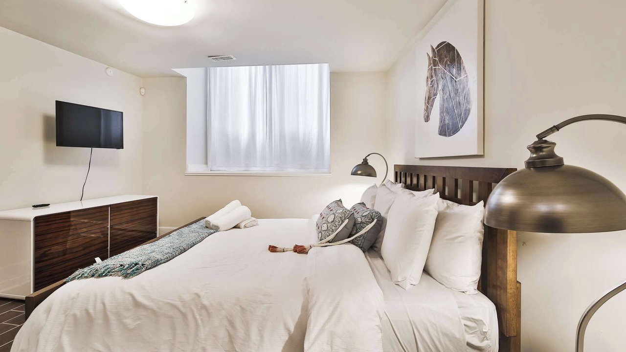 Photo of Bedroom in Old Montreal