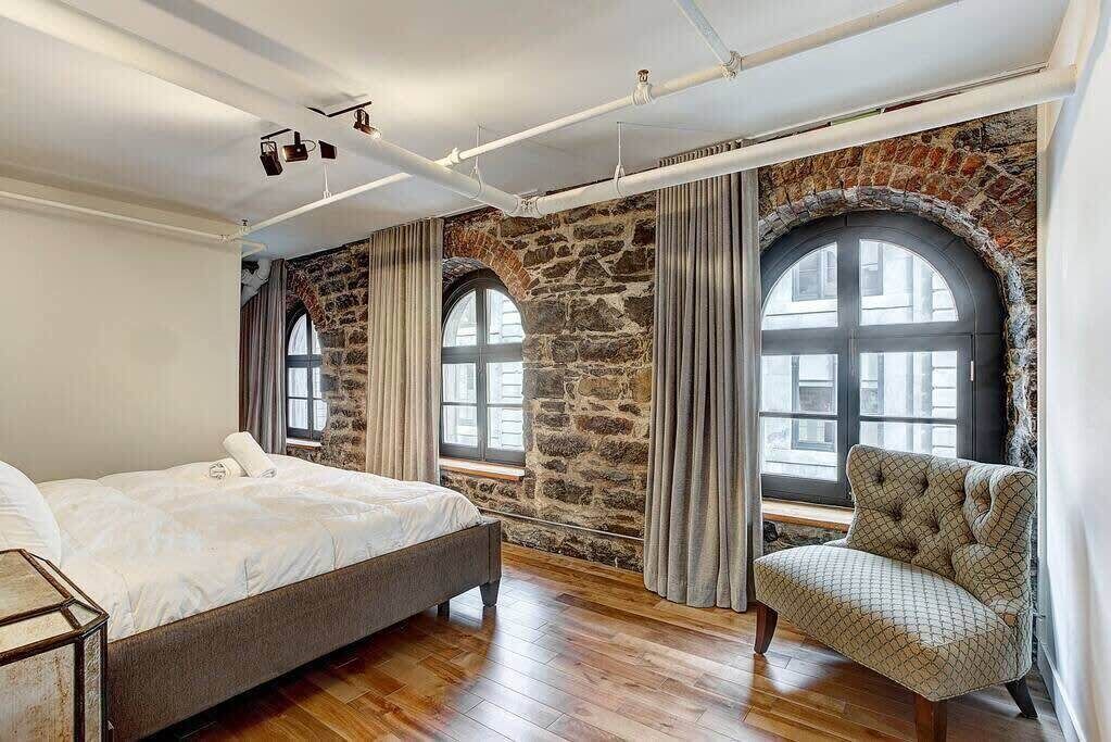 Photo of Bedroom in Old Montreal