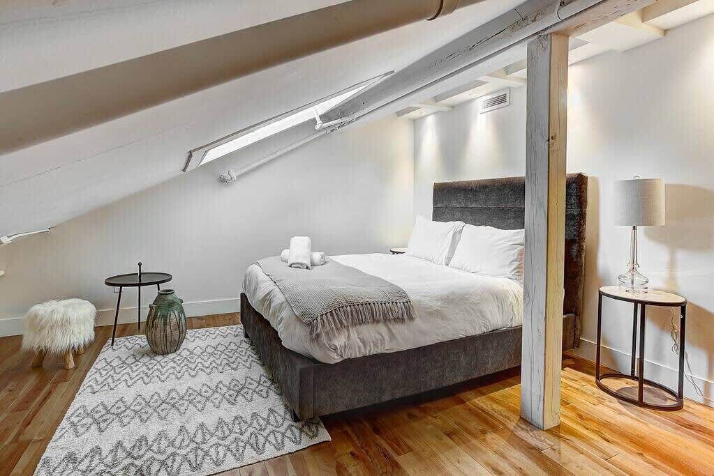 Photo of Bedroom in Old Montreal