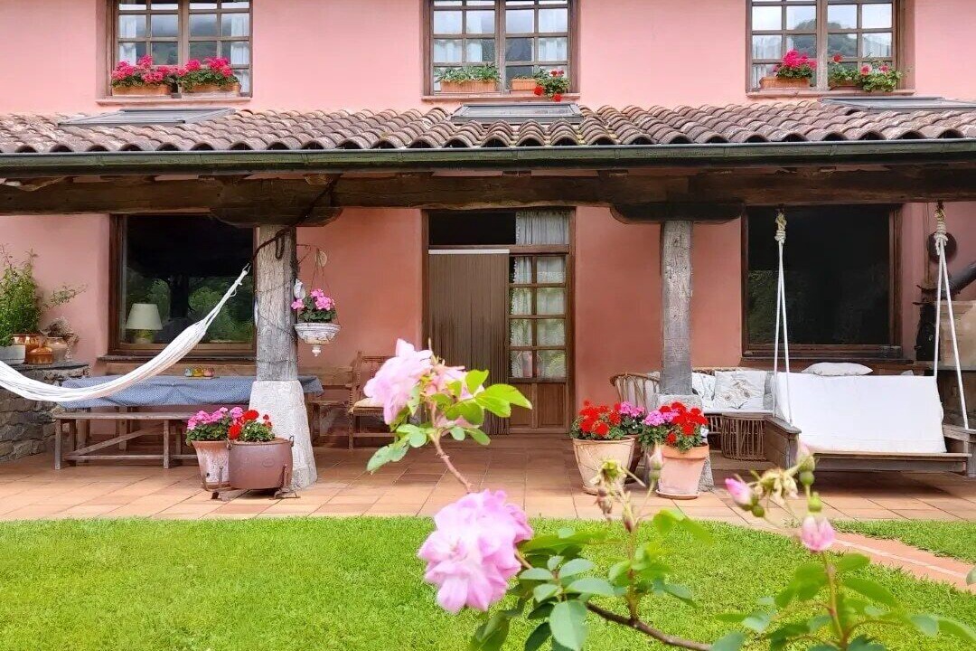 Photo of Patio Balcony in Intza