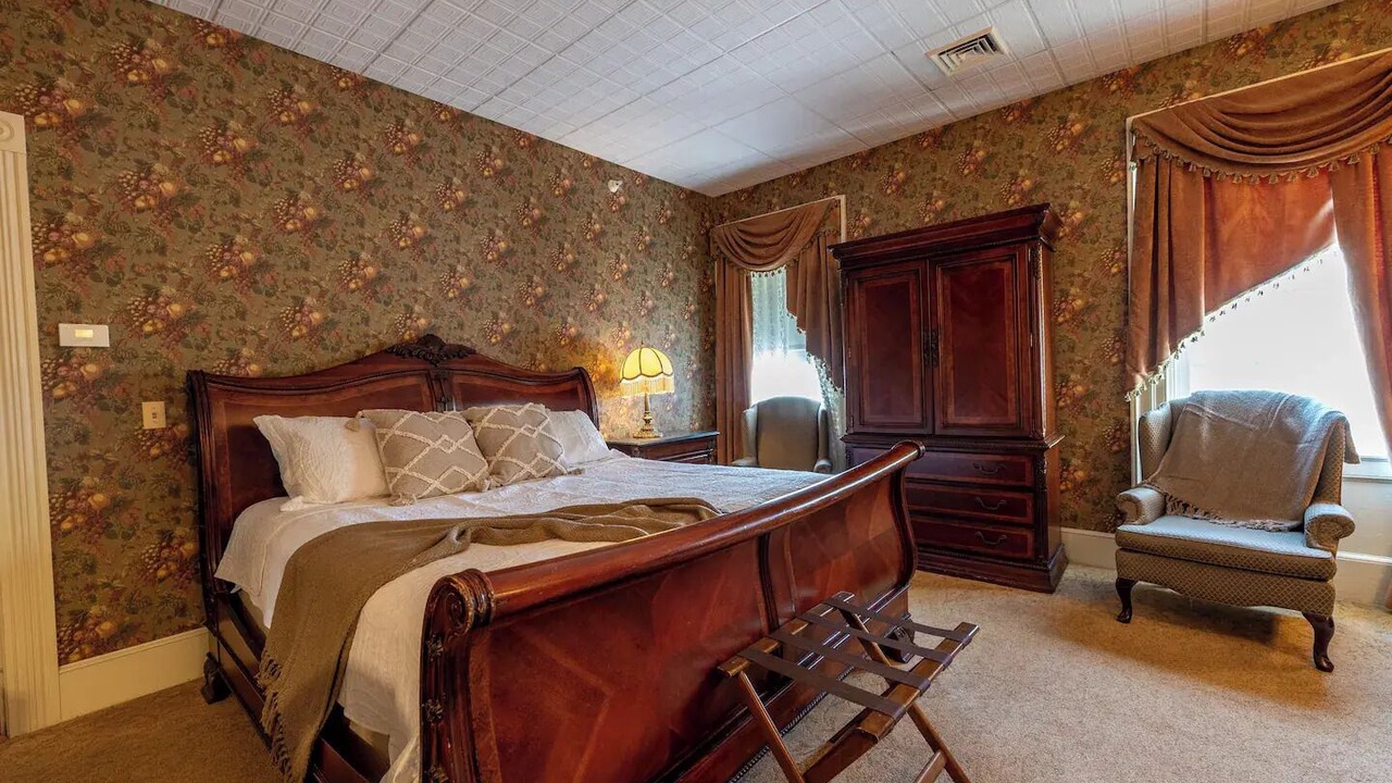Photo of Bedroom in Geneseo