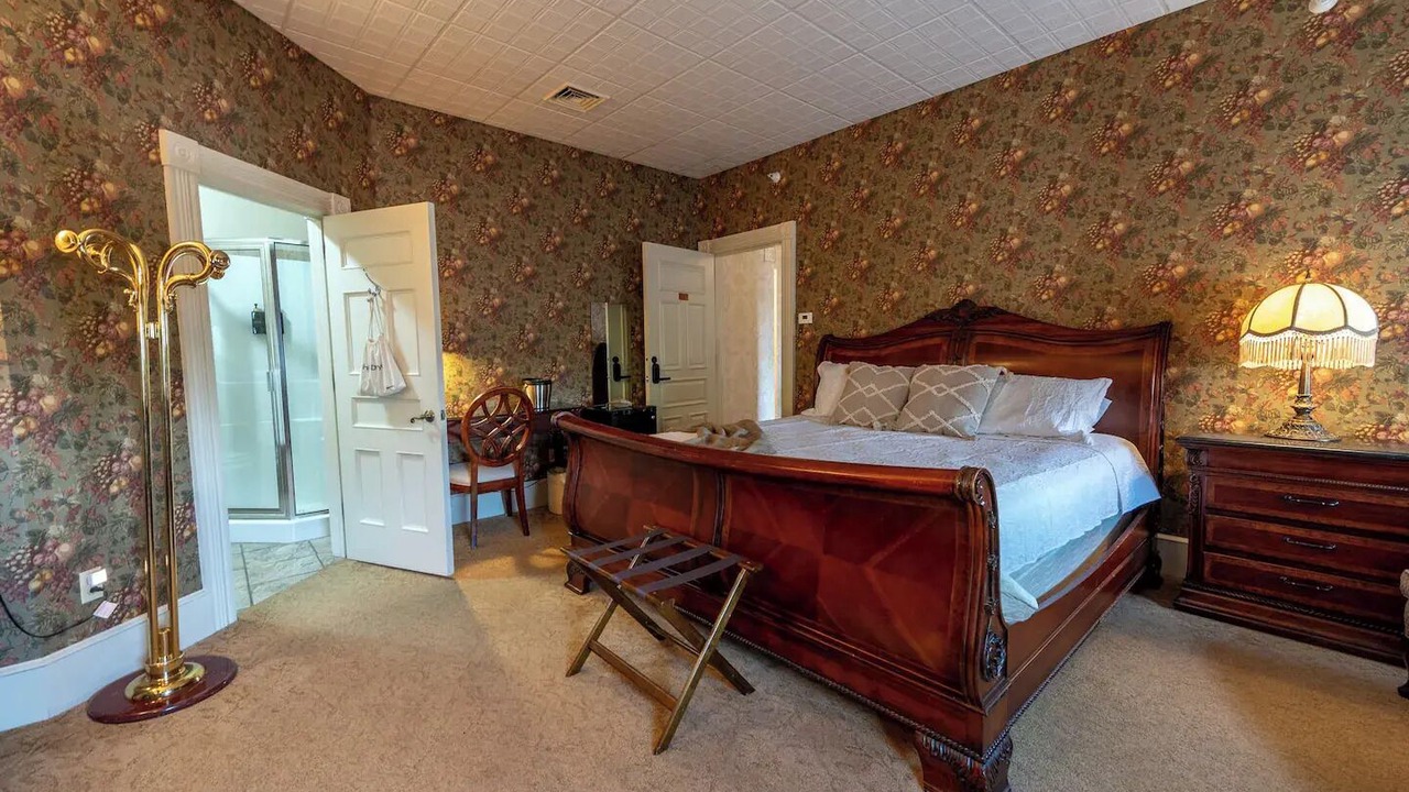 Photo of Bedroom in Geneseo
