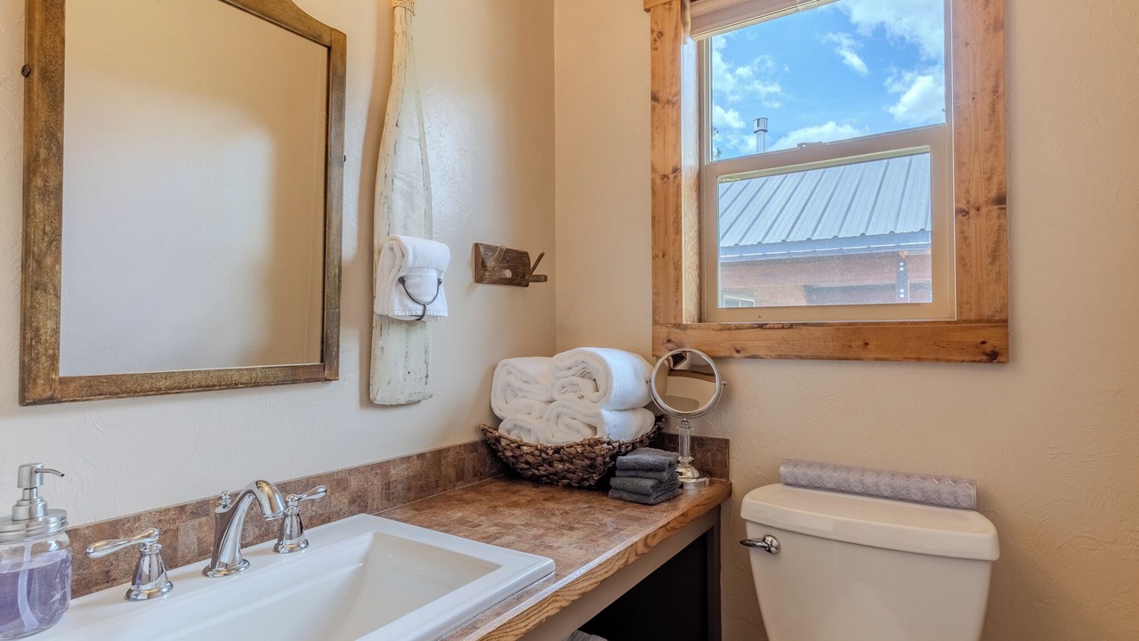 Photo of Bathroom in West Yellowstone