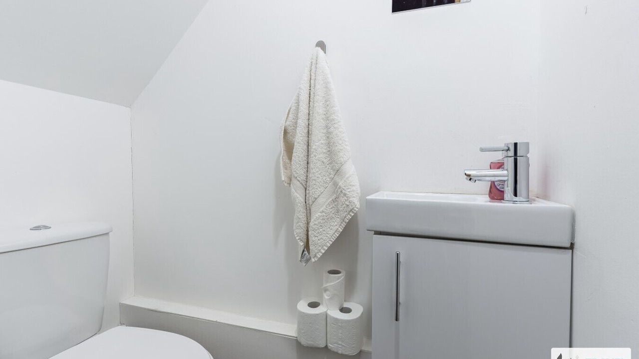 Photo of Bathroom in Leek