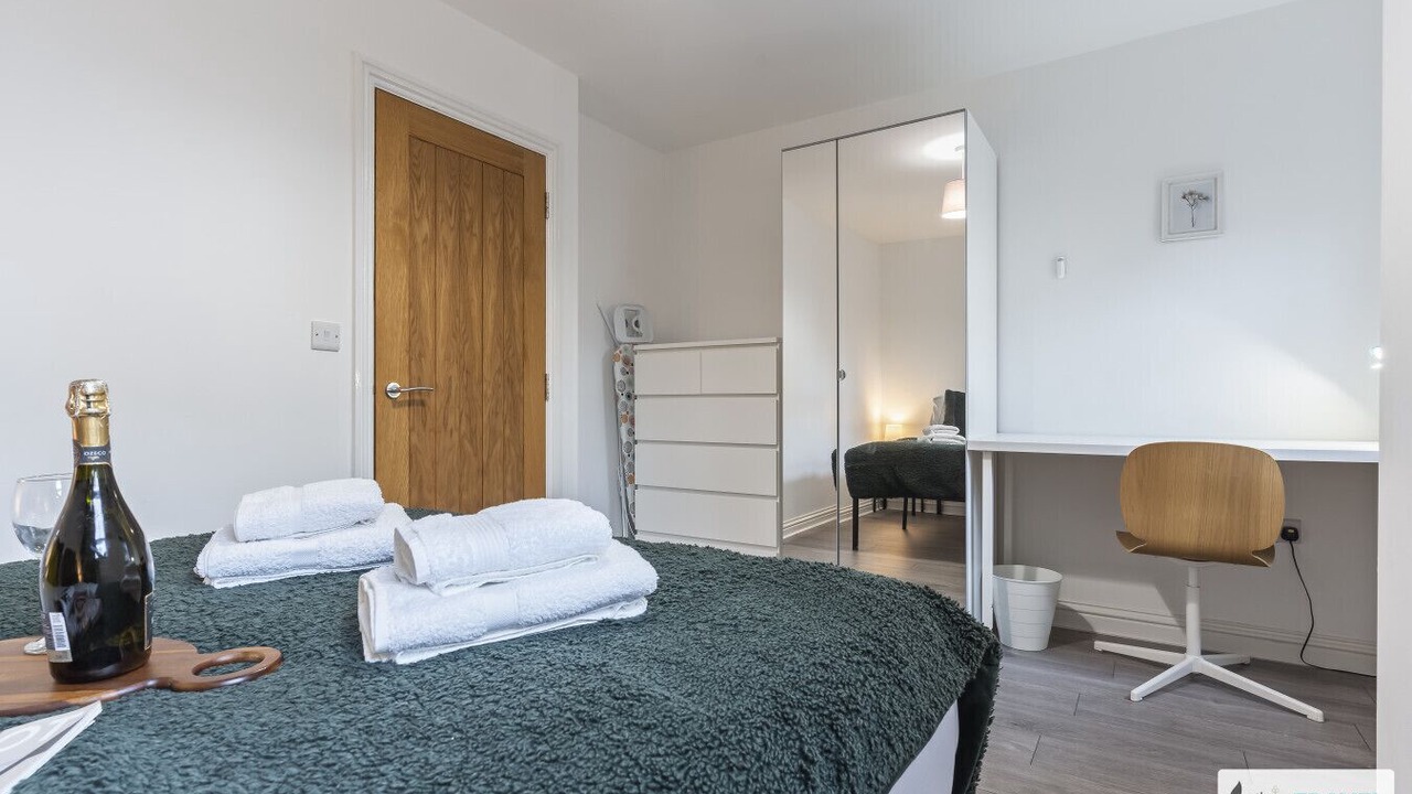 Photo of Bedroom in Leek