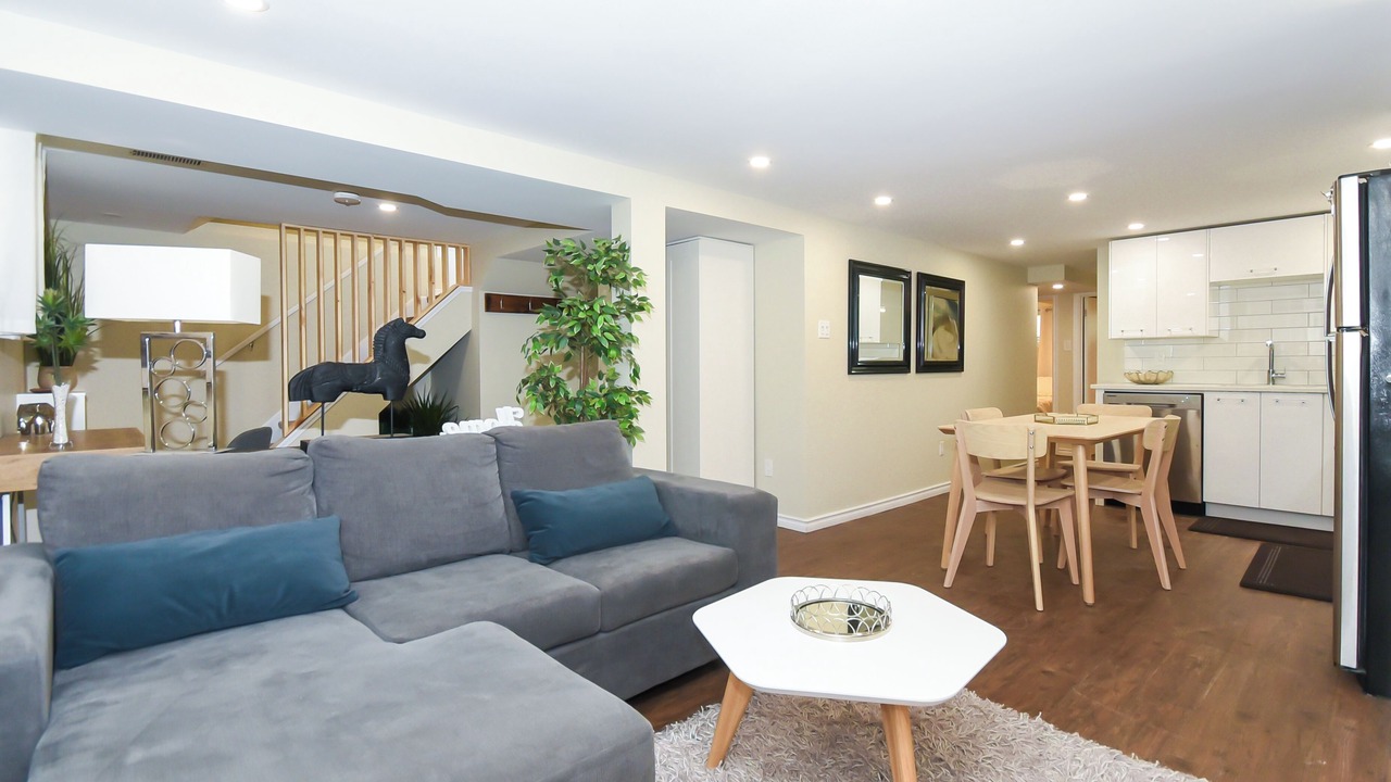 Photo of Livingroom in Ottawa Division
