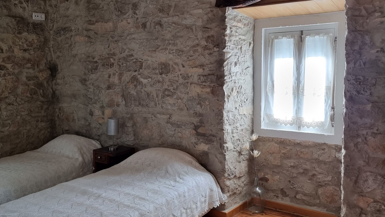 Photo of Bedroom in Evora de Alcobaca