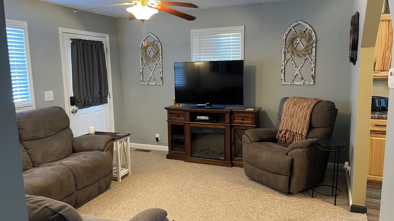 Photo of Livingroom in Eddyville
