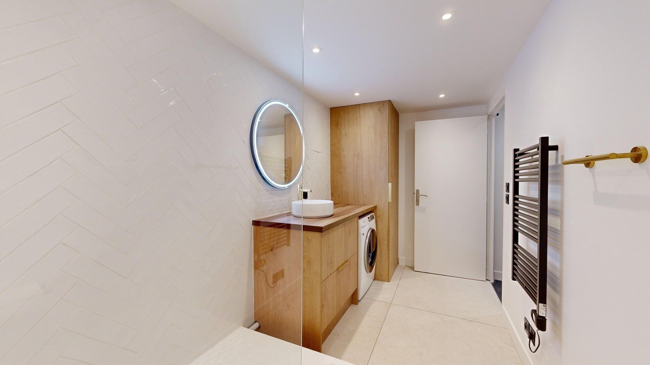 Photo of Bathroom in Les Iles