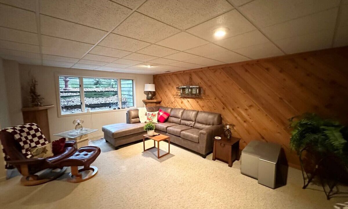 Photo of Livingroom in Midland