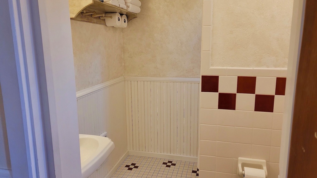 Photo of Bathroom in Twisp