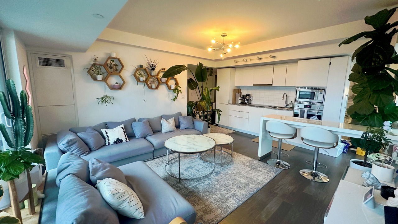 Photo of Livingroom in Bay Cloverhill