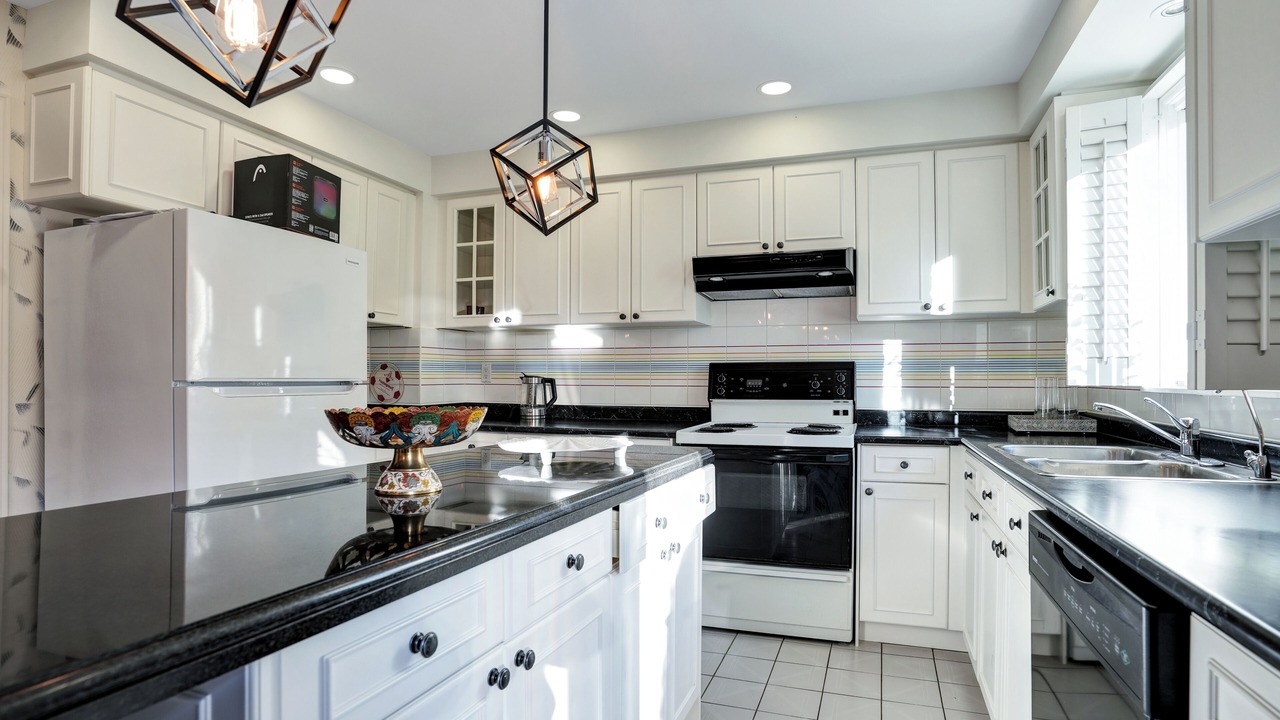 Photo of Kitchen in Thornhill