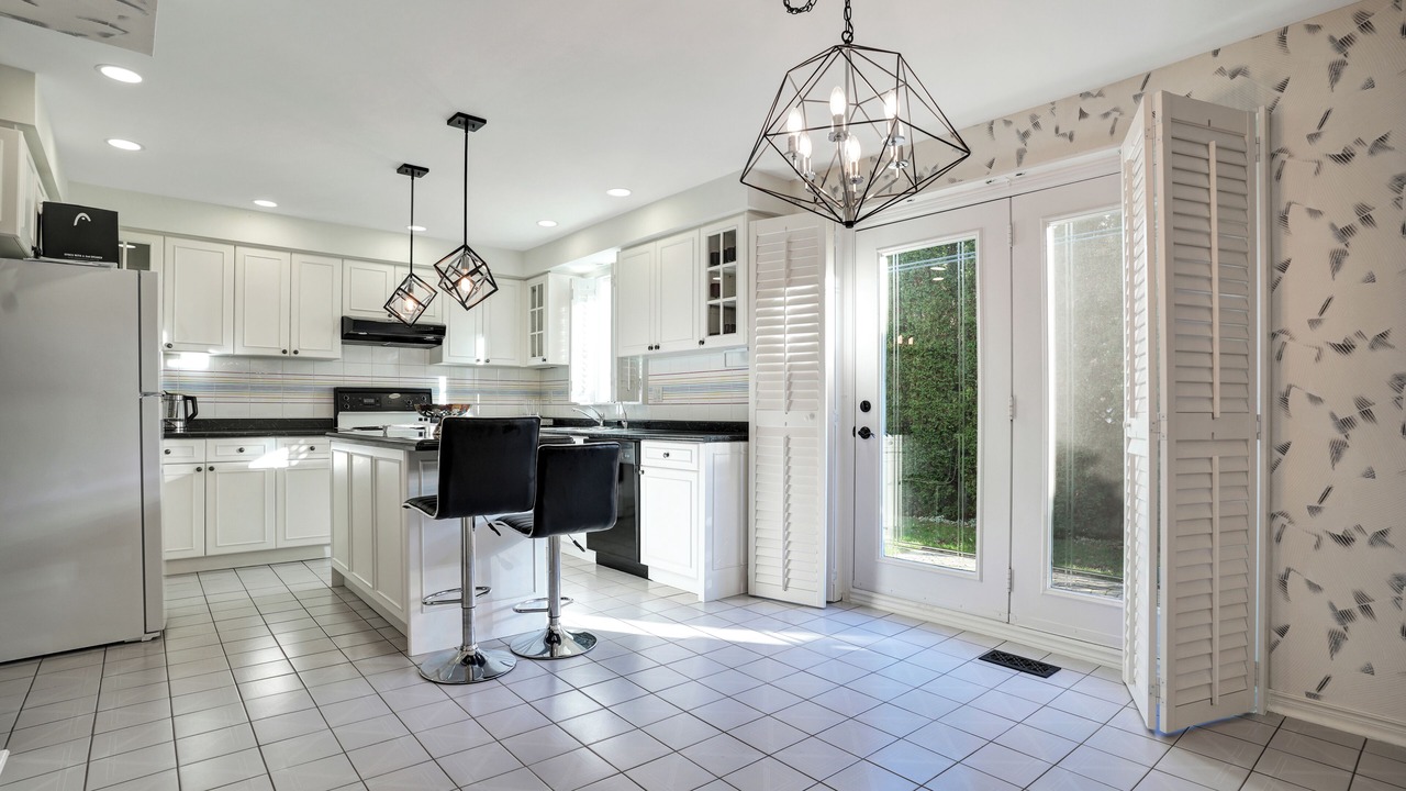 Photo of Kitchen in Thornhill