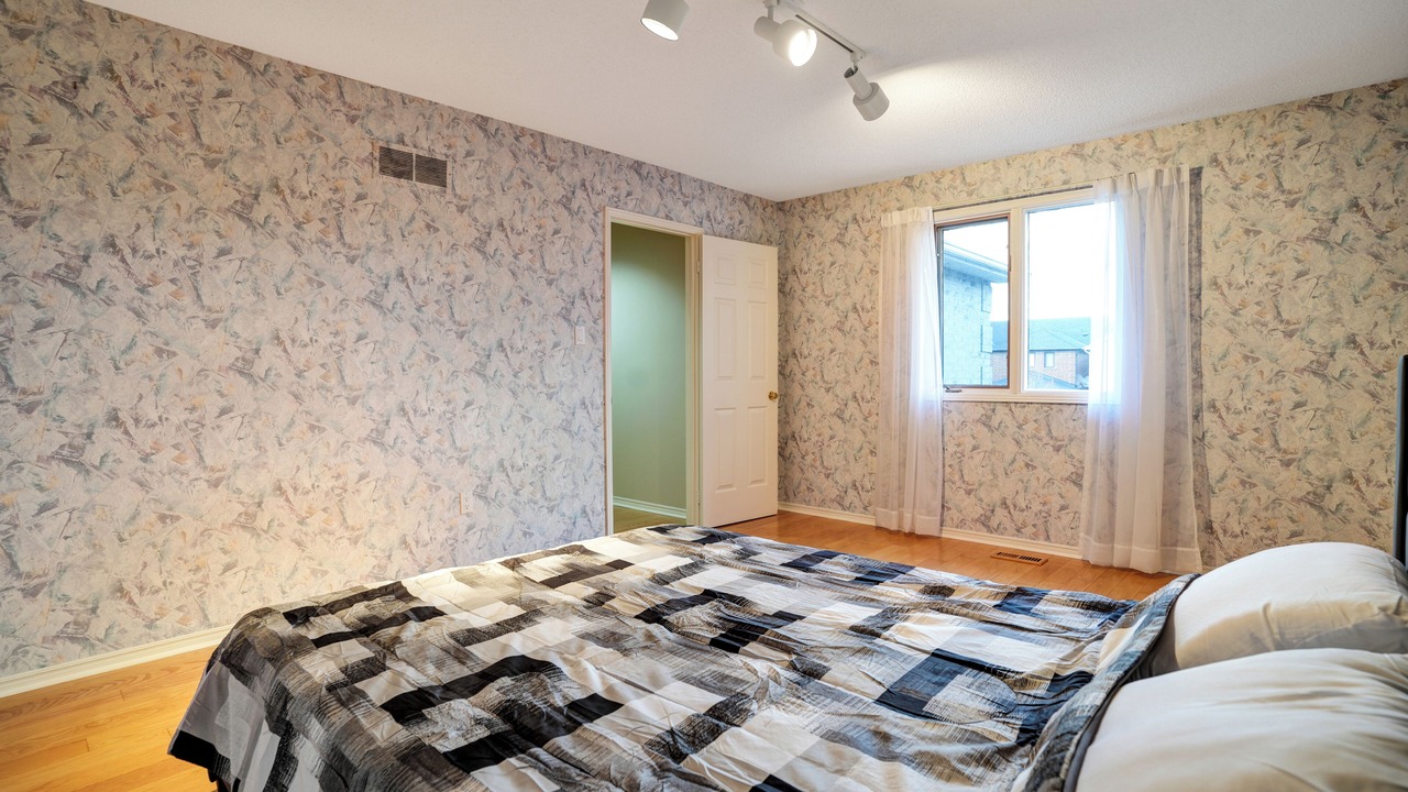 Photo of Bedroom in Thornhill