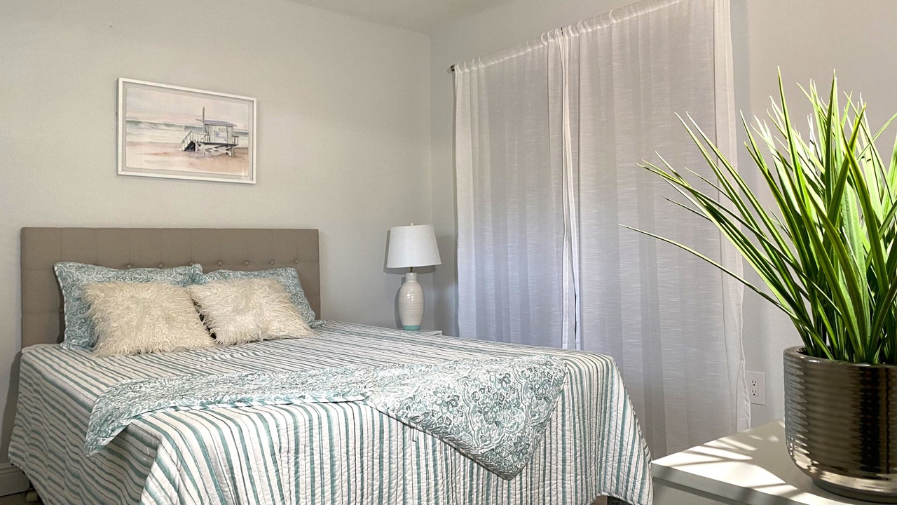 Photo of Bedroom in Gillespie Park