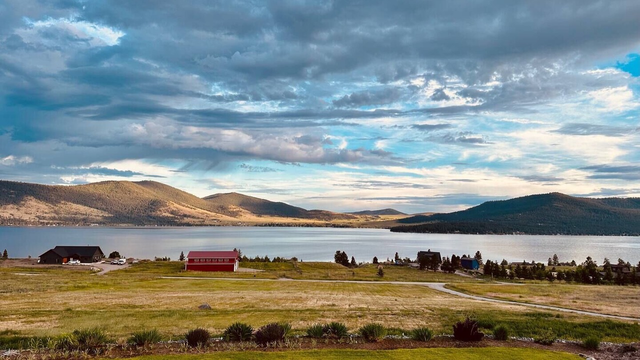 Photo of Outdoor in Northwest Montana - Glacier National Park