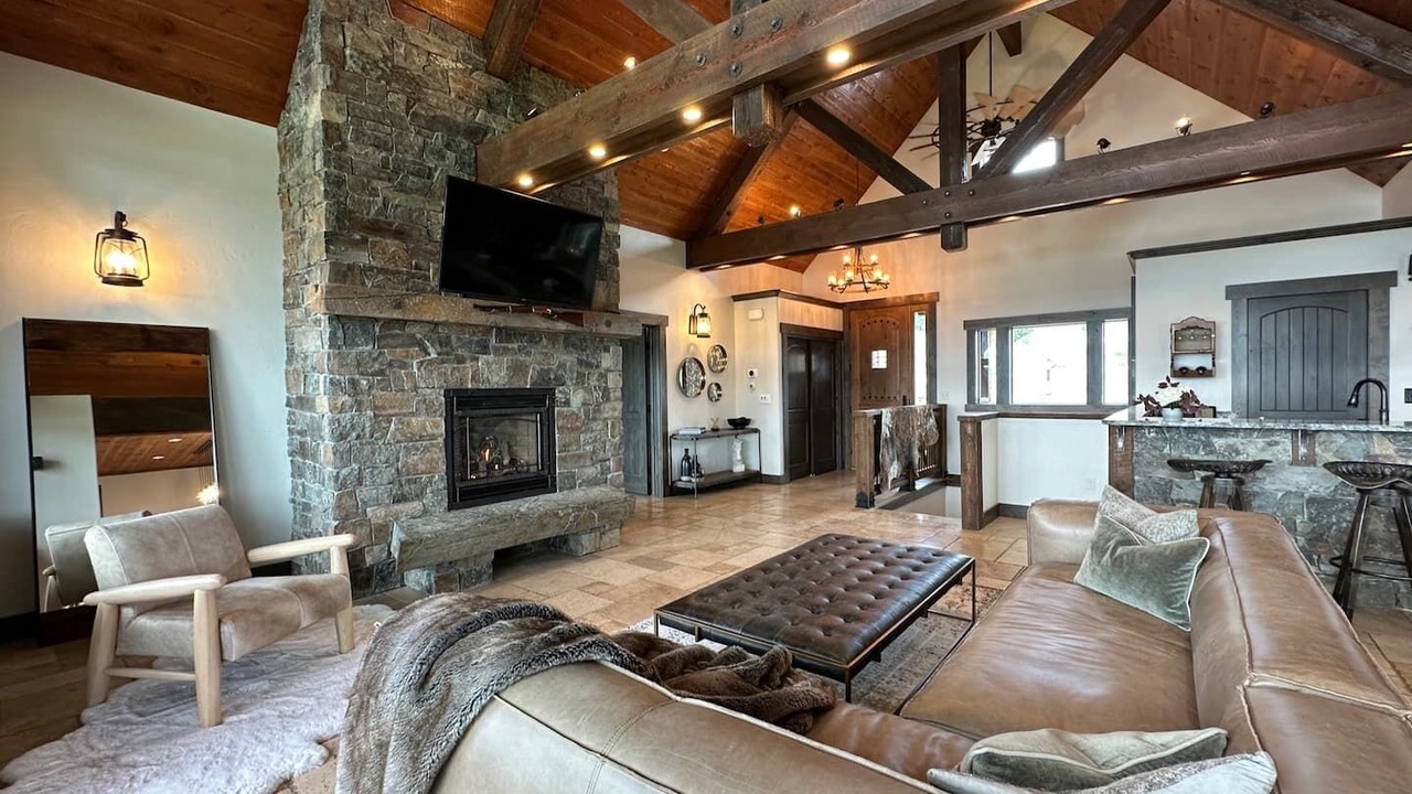 Photo of Livingroom in Northwest Montana - Glacier National Park