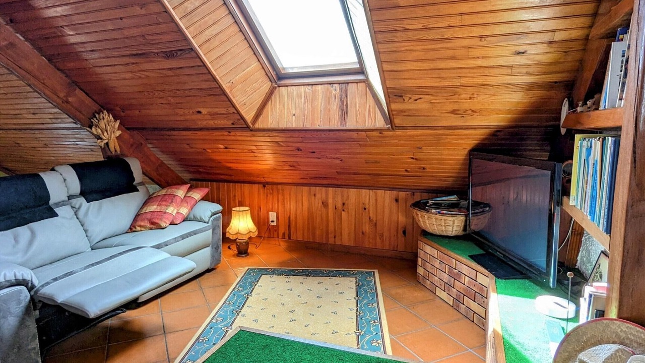 Photo of Livingroom in Plancher-Bas