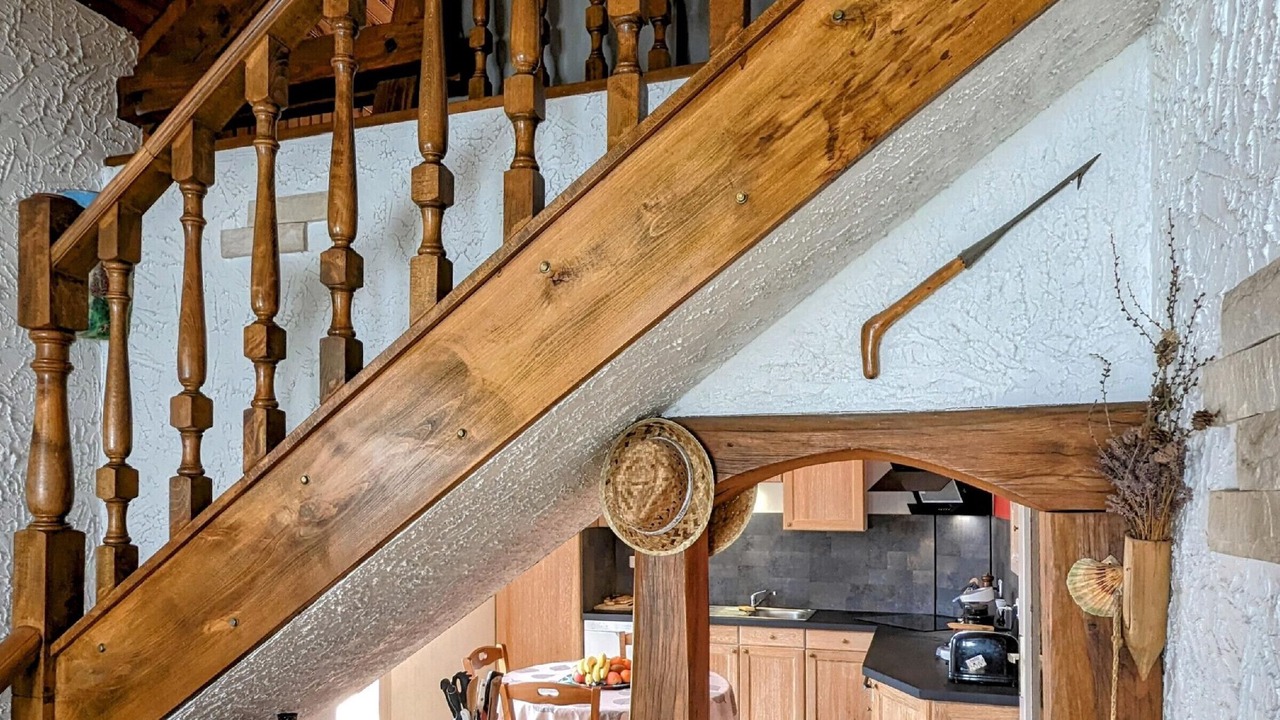 Photo of Others in Plancher-Bas